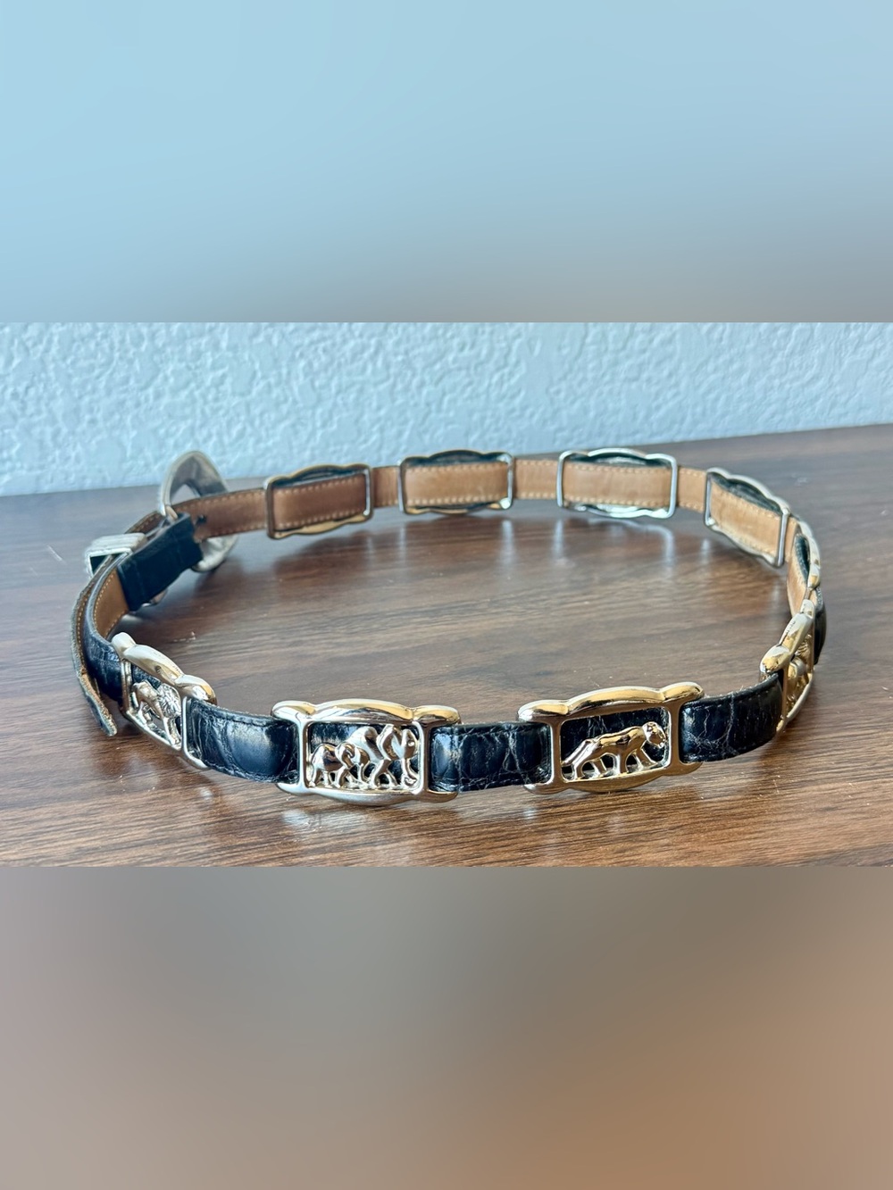 Vintage Safari Western-Style Women's Black Leather Belt with Silver-Tone Buckle - Picture 13 of 15